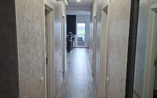 Etaj 1 Giarmata Vii 3 camere  bloc nou - Poză 3