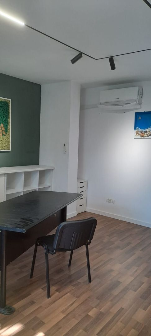 De inchiriat – Spatii de birouri in Micro 16, Galati - Poză 3