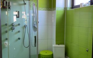 CASA DEOSEBITA APROAPE DE PROMENADA IN EUROCARTIER - Poză 10