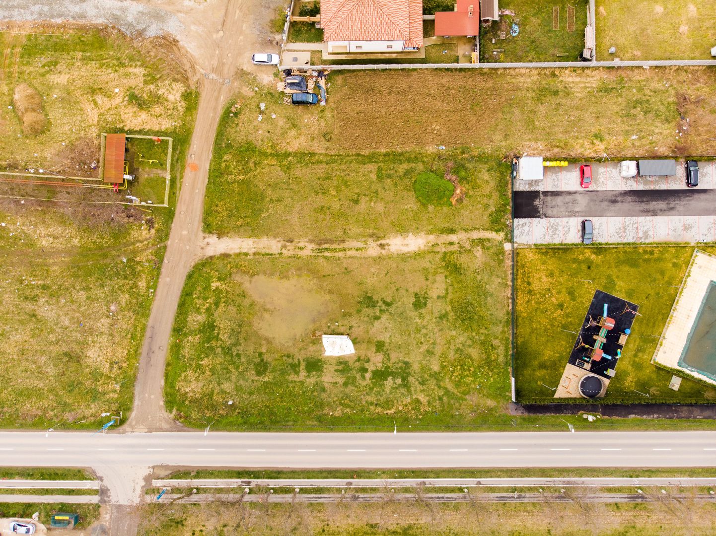 Teren de 2300mp pentru locuințe Chișoda - Poză 3