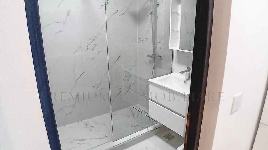 Spatiu Comercial de Vanzare sau Inchiriere In Onesti - Zona centrala - Poză 4