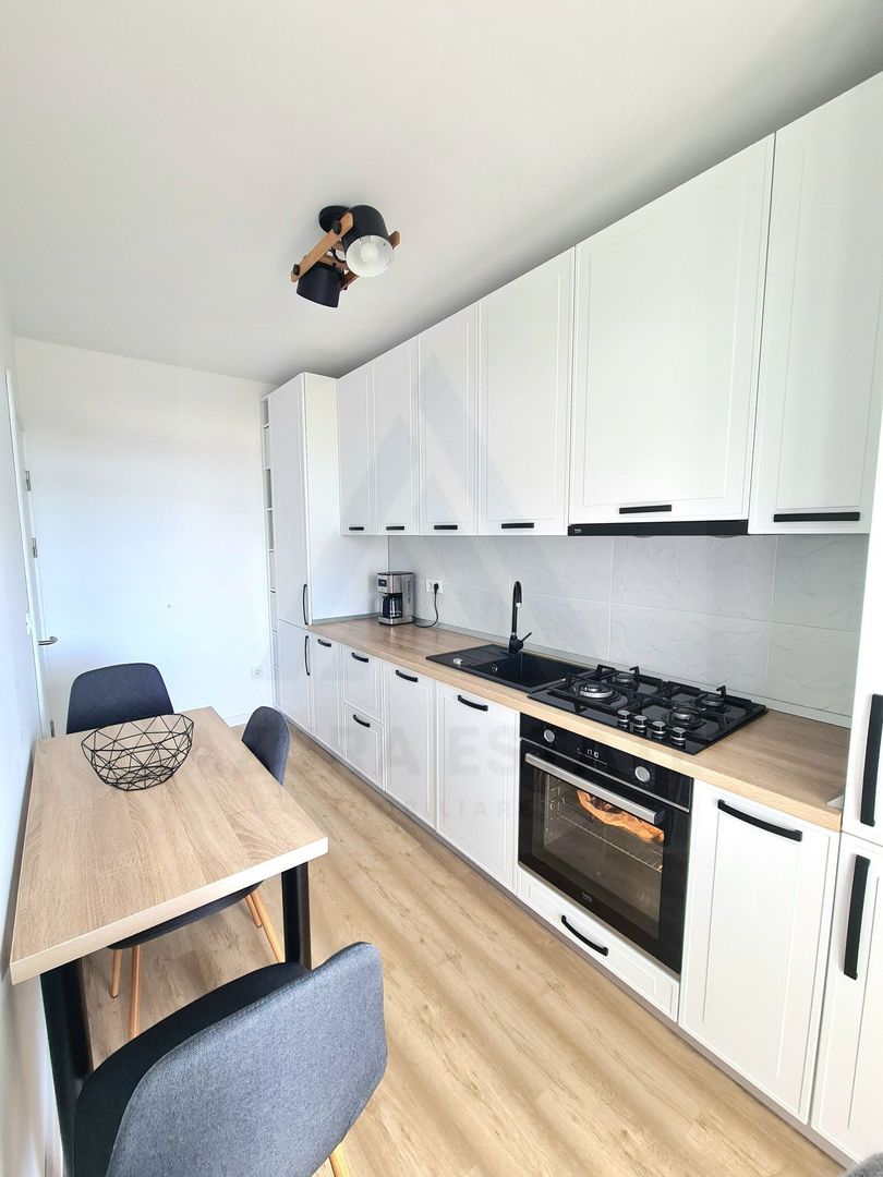 Apartament modern 57 mp utili 2 balcoane loc de parcare zona Lazaret - Poză 4