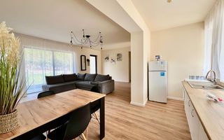 Casa cu 3 camere | 85mpu | Tocile - Poză 11