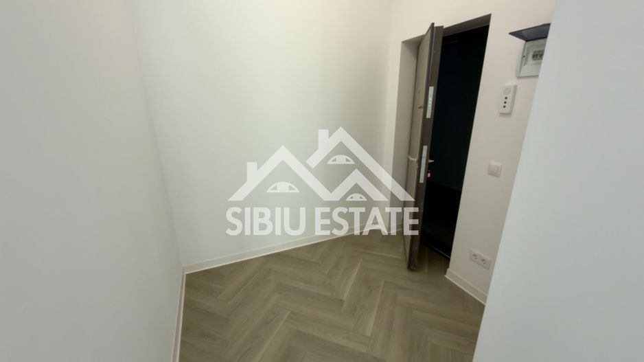 Apartament cu 3 camere,boxa depozit, Finisat La Cheie te muti imediat - Poză 4