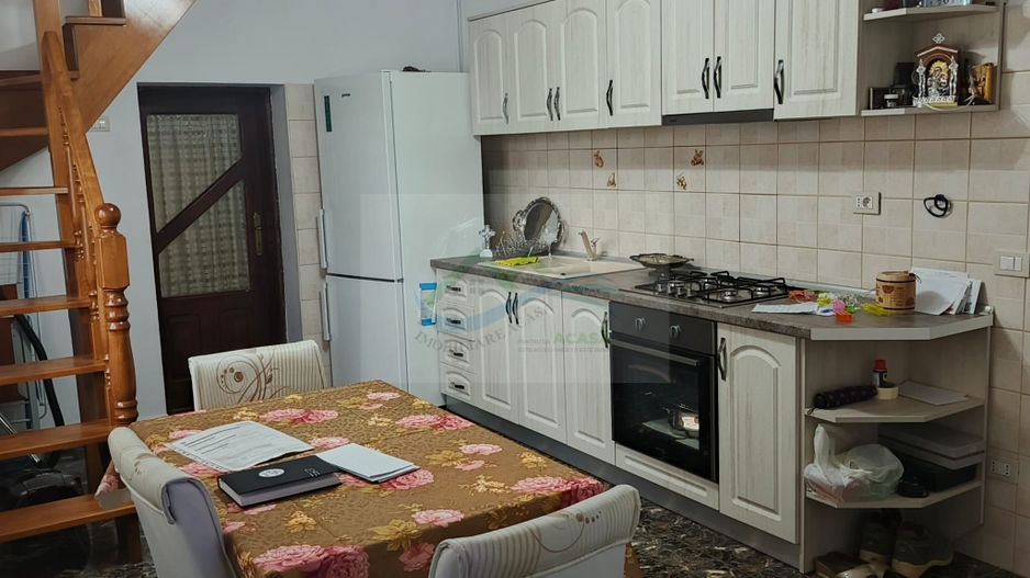 Apartament 3 camere Gura Humorului - Poză 3