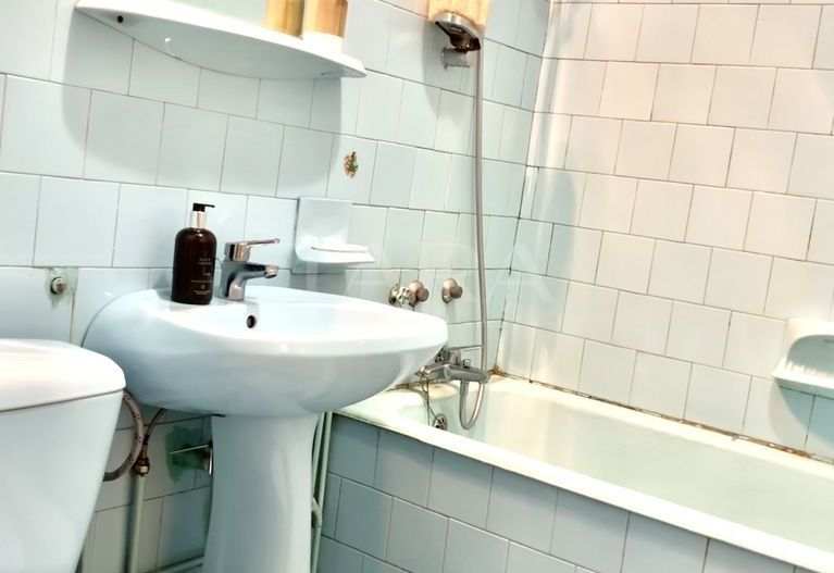 Apartament 3 camere Grui, 125 mp, garaj și boxă, zonă liniștită. - Poză 12