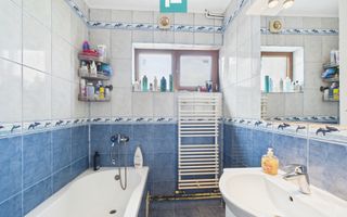 Casă individuală în Săcălaz - 2063 mp teren - Poză 3