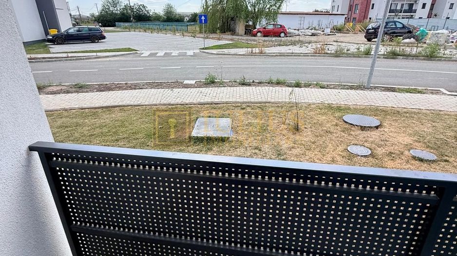 Bloc nou |2  camere | zona Mehala| loc de parcare| balcon deschis| - Poză 18