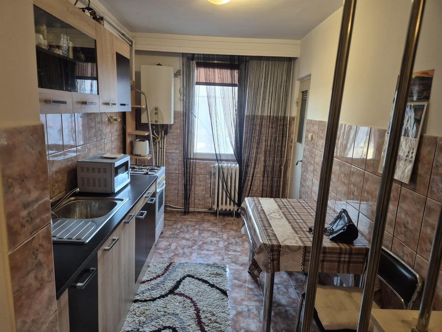 Apartament 2 camere, decomandat,  mobilat ,utilat, Carolina Mall - Poză 3