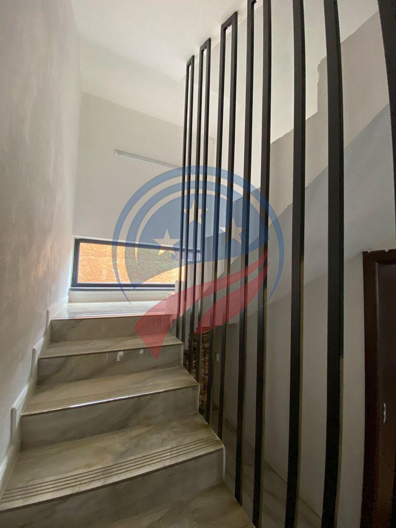 VILA DEOSEBITA ZONA AEROPORT 600 MP TEREN - Poză 8