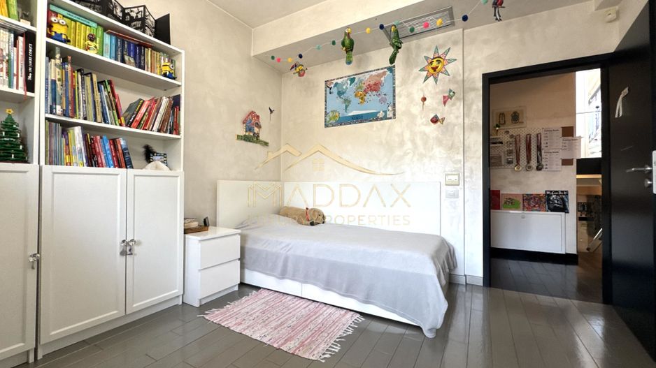 Vila cu 5 camere *344mp* + 800mp Teren // Zona Bucurestii Noi - Poză 36