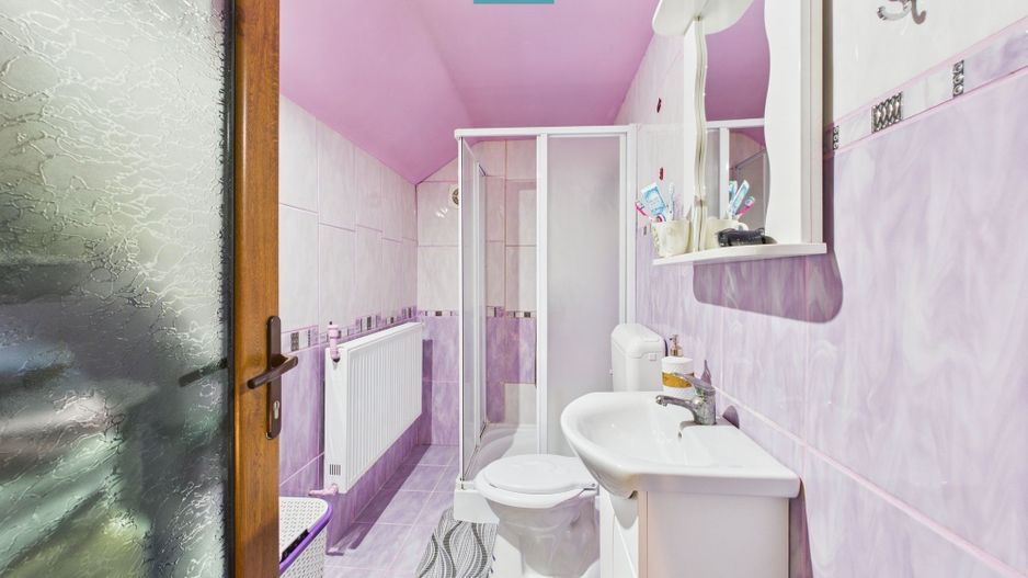 Casa cu potential multiplu in Curtici - Poză 17