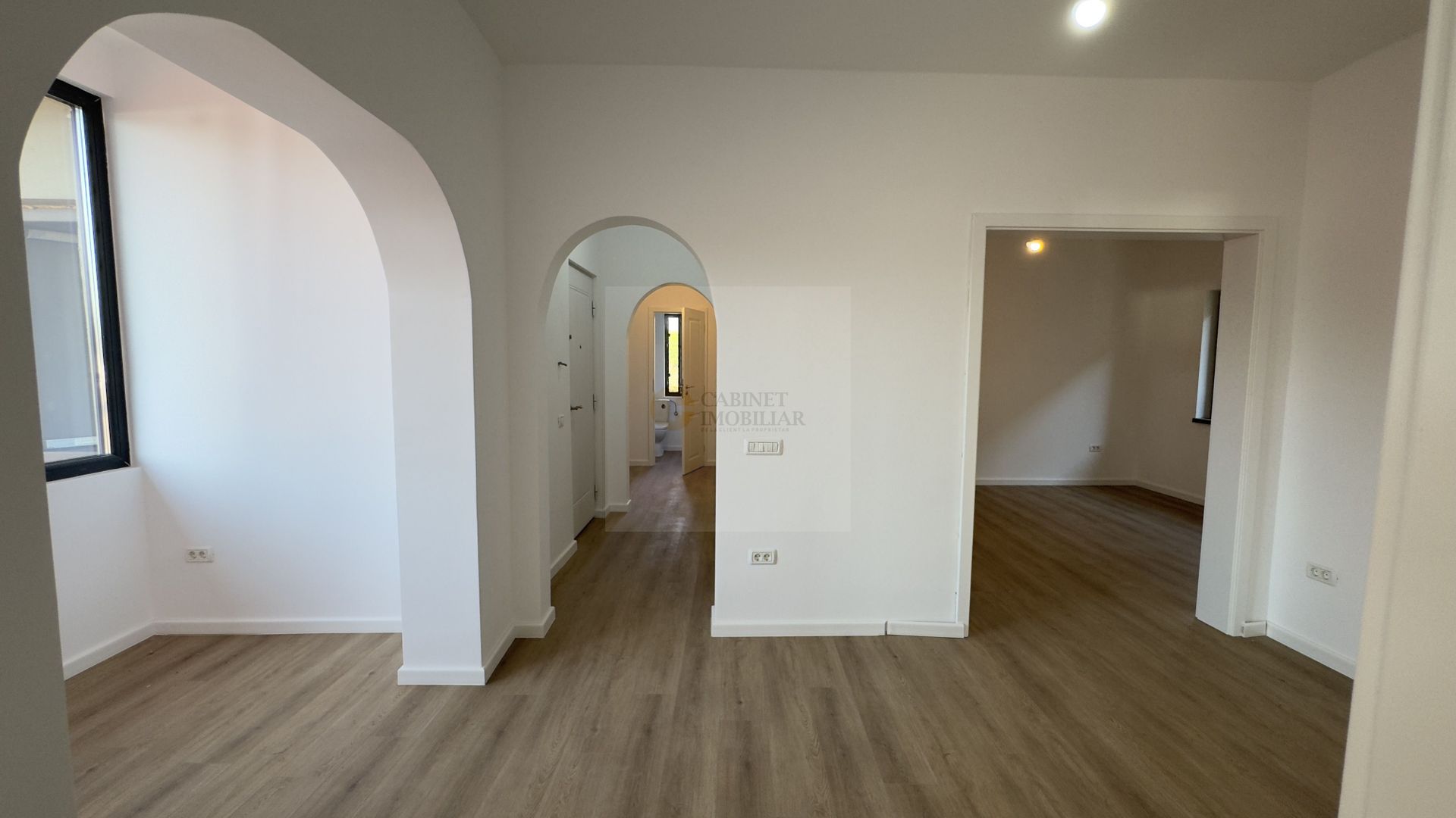 4 camere + birou | Biserica Casin | 110mp total | Renovat 2025 - Poză 22