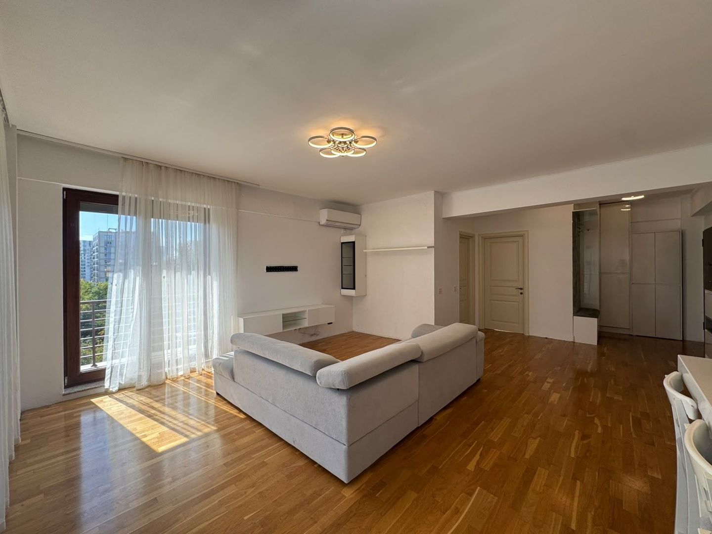 3 camere + LOC DE PARCARE INCLUS || BANEASA- AVIATIEI -BIHARIA - Poză 4