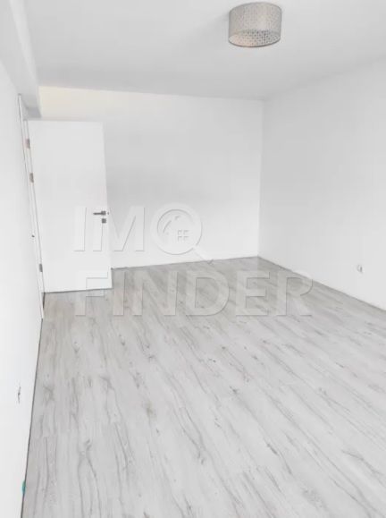 Vanzare apartament FINISAT 2 camere zona centrala Floresti - Poză 4