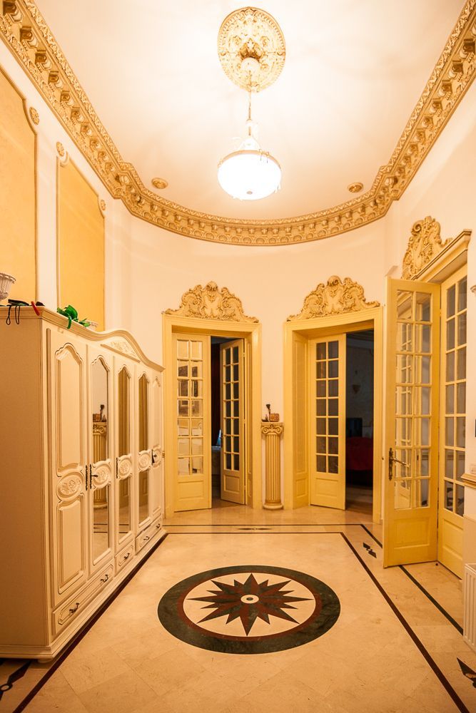 De vanzare Apartament 6 camere Vila Monument Istoric Traian Unirii LUX - Poză 1