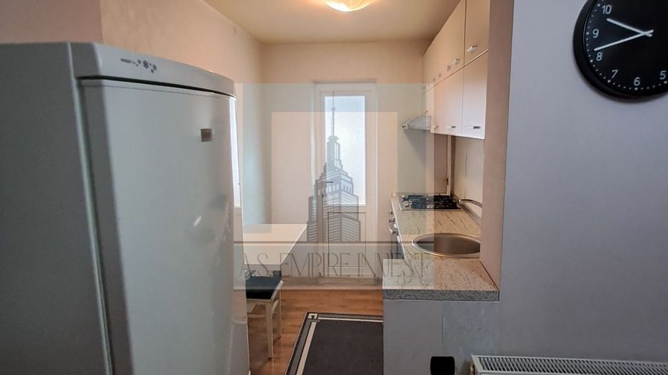 Apartament 3 camere, zona Astra, decomandat, mobilat - Poză 4