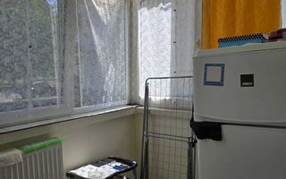 BRASADAS vinde garsoniera pe Ostrovului la PARTER. - Poză 1