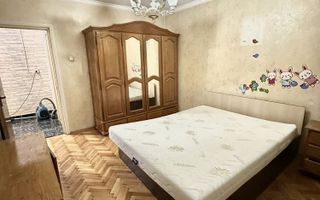 Inchiriez apartament 3 camere zona stadion - Poză 7