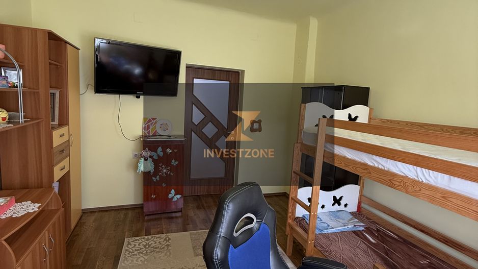 Apartament la casă cu curte proprie 311 mp și acces auto Ioșia, Oradea - Poză 7