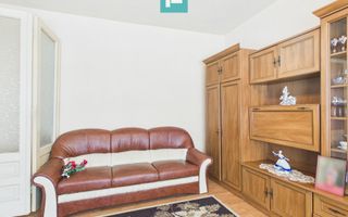 Casă/vilă cu 10 camere – Ineu, centru - Poză 13