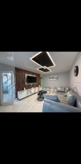 Apartament 3 camere Nicolina CLOPOTARI - Poză 4