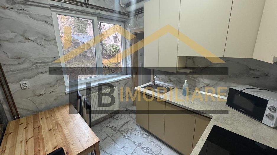 Apartament cu 2 camere, decomandat, 56mp, Zona UMFST - Poză 5