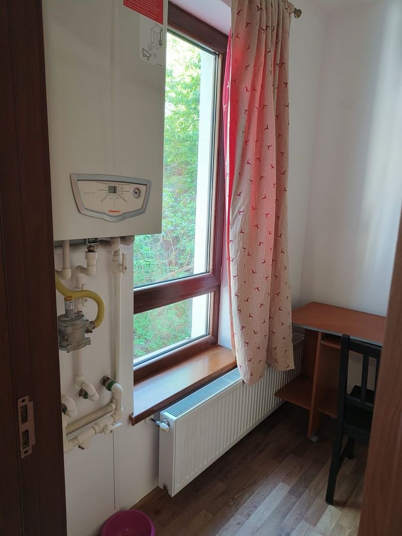 Garsoniera zona Centrul Istoric - Poză 10