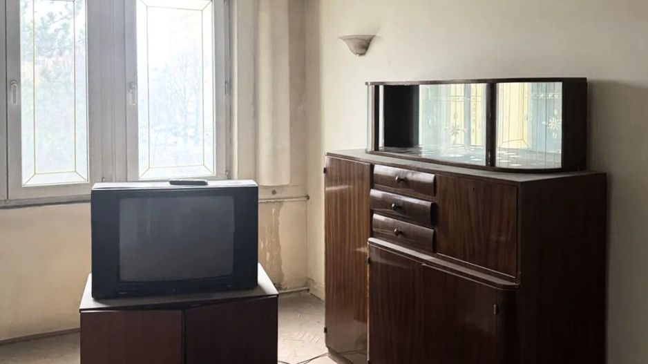 Apertament 2 camere disponibil pentru renovare totala zona Victoriei Garii - Poză 1