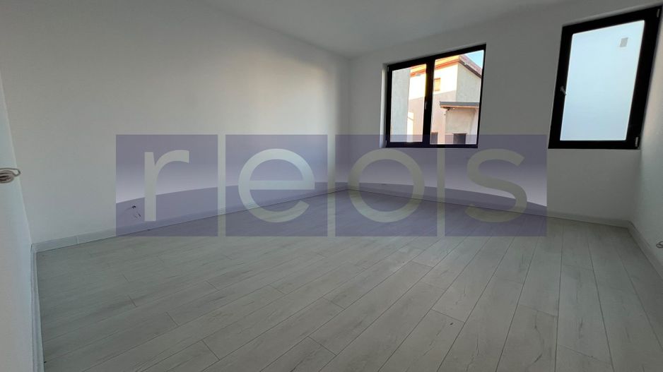 VANZARE CASA P+1+P | ZONA APARATORII PATRIEI - Poză 1