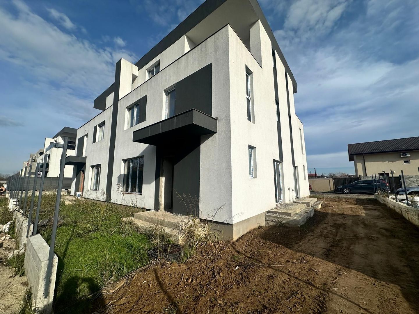 CASA DUPLEX - RATE LA DEZVOLTATOR, INCALZIRE PARDOSEALA, COMISION 0% - Poză 2