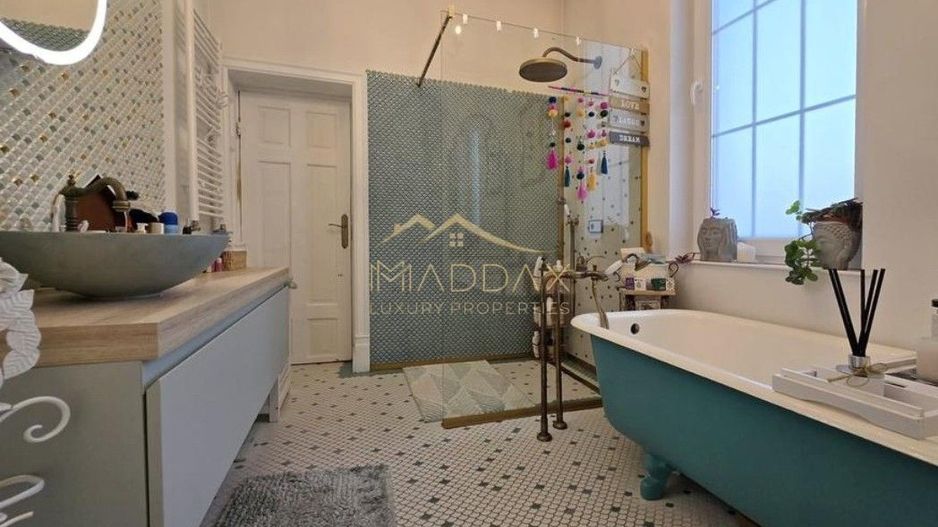 Apartament de Lux în Vilă Interbelică | Zona Cașin - Arcul de Triumf | Renovat - Poză 16