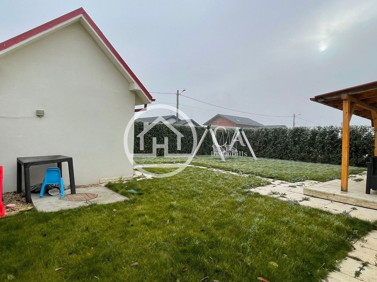 Casă de închiriat cu 4 camere în Santandrei, Oradea. - Poză 3