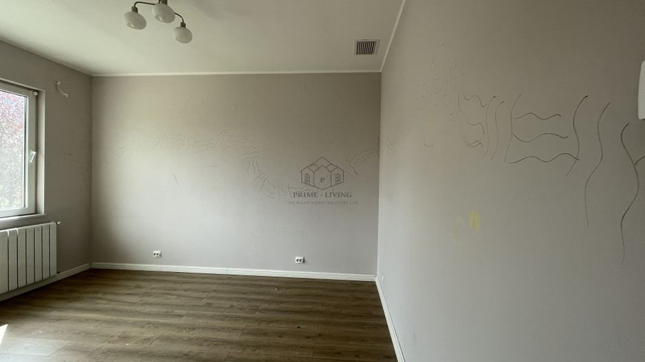 VILA SPATIOASA LA INCHIRIERE IN ZONA PIPERA LANGA SCOLI - Poză 14