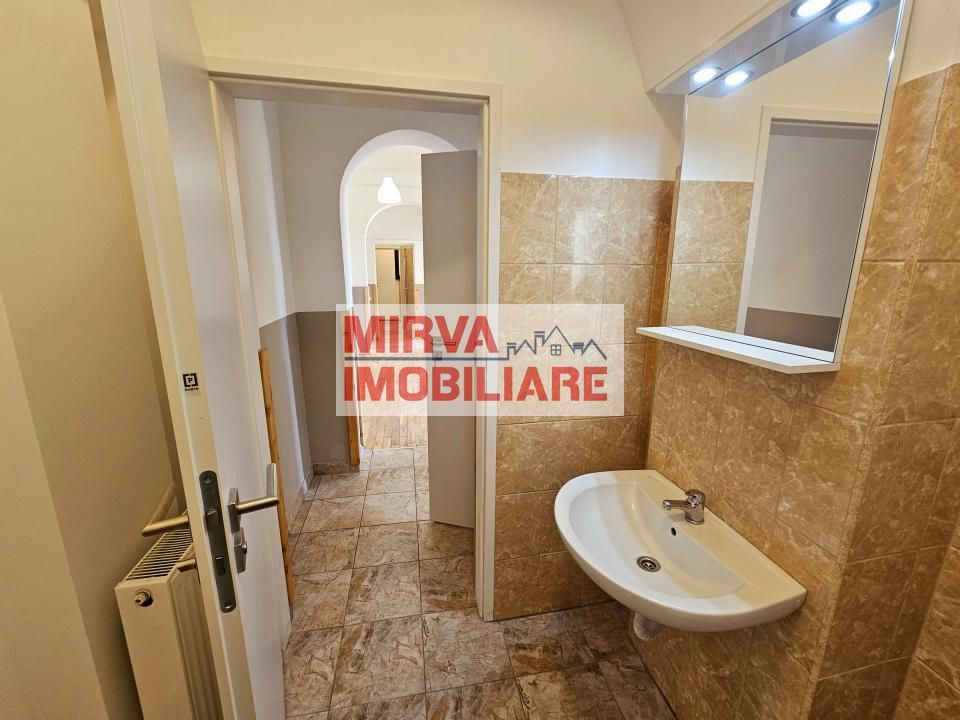 🏢 Spațiu de birouri modern – 5 camere, 3 băi – Zona Centrală, Ploieșt - Poză 23