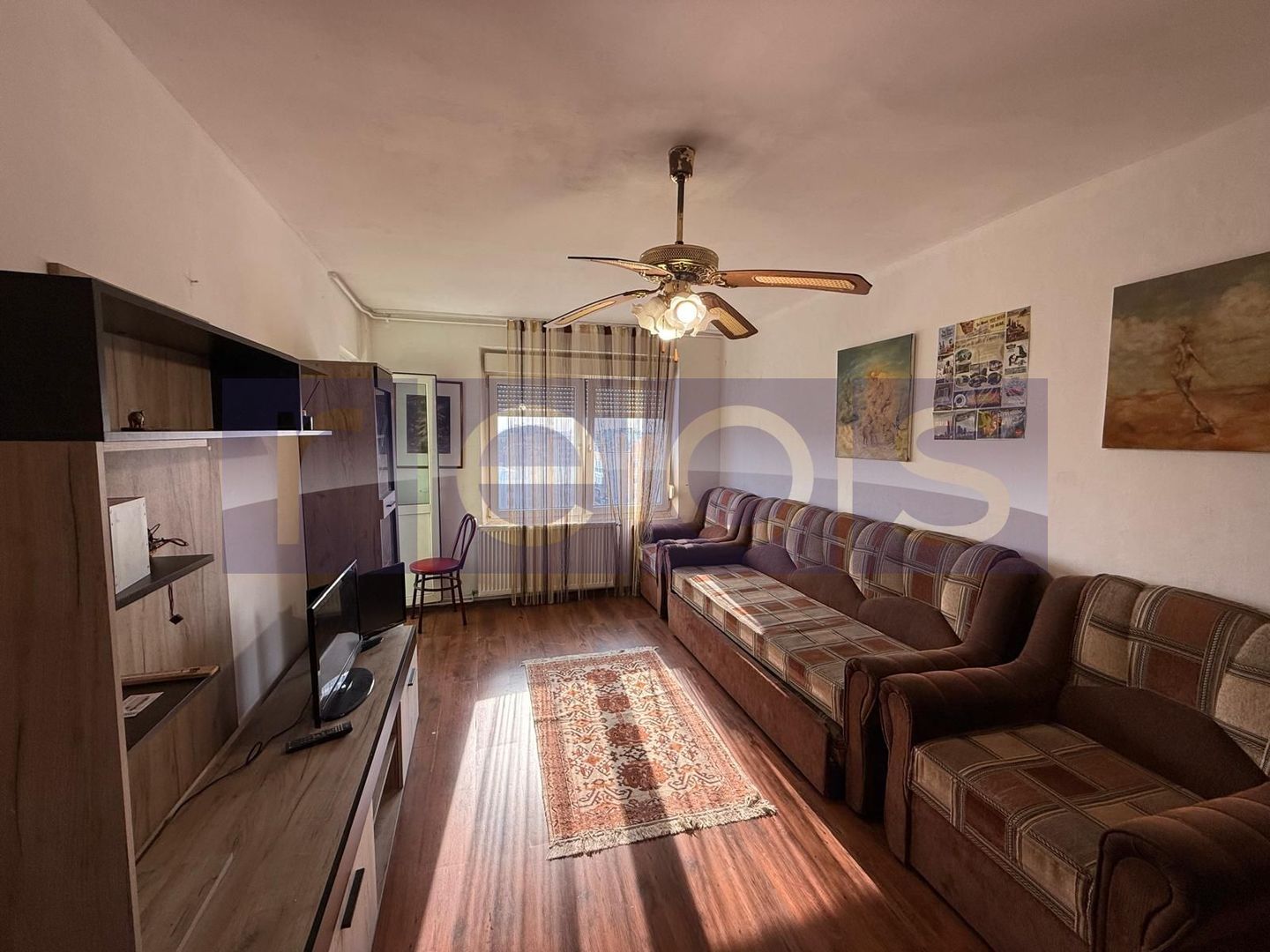 VANZARE APARTAMENT  2 CAMERE ZONA MOSILOR - Poză 3