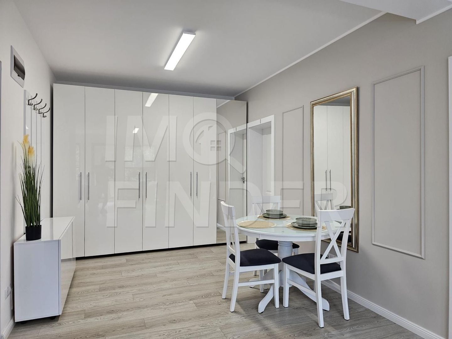 Inchiriere apartament 3 camere situat in vila privata, zona UMF - Poză 4