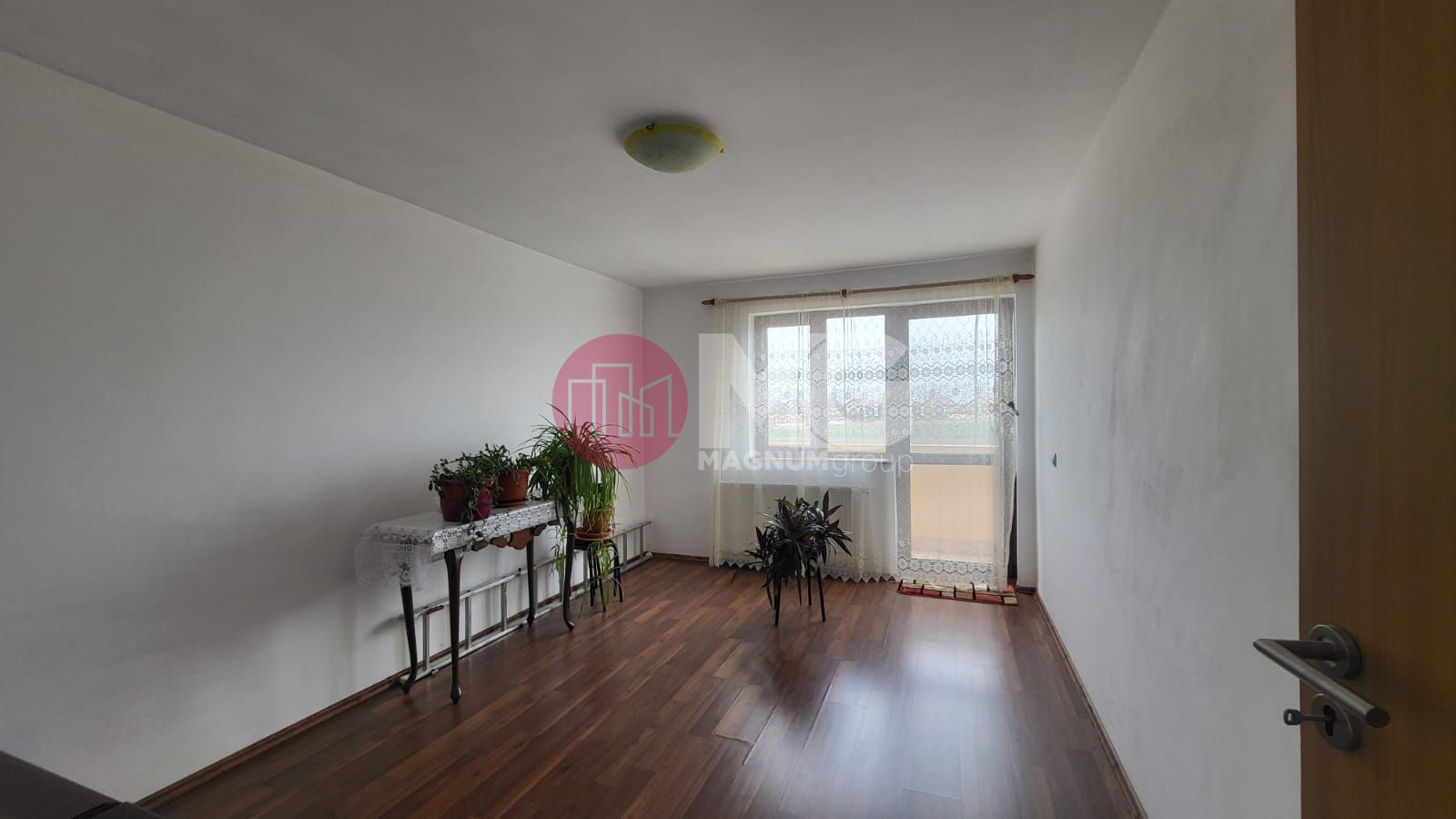 Casă de vânzare în Comuna Berceni – Bulevardul 1 Mai - Poză 4