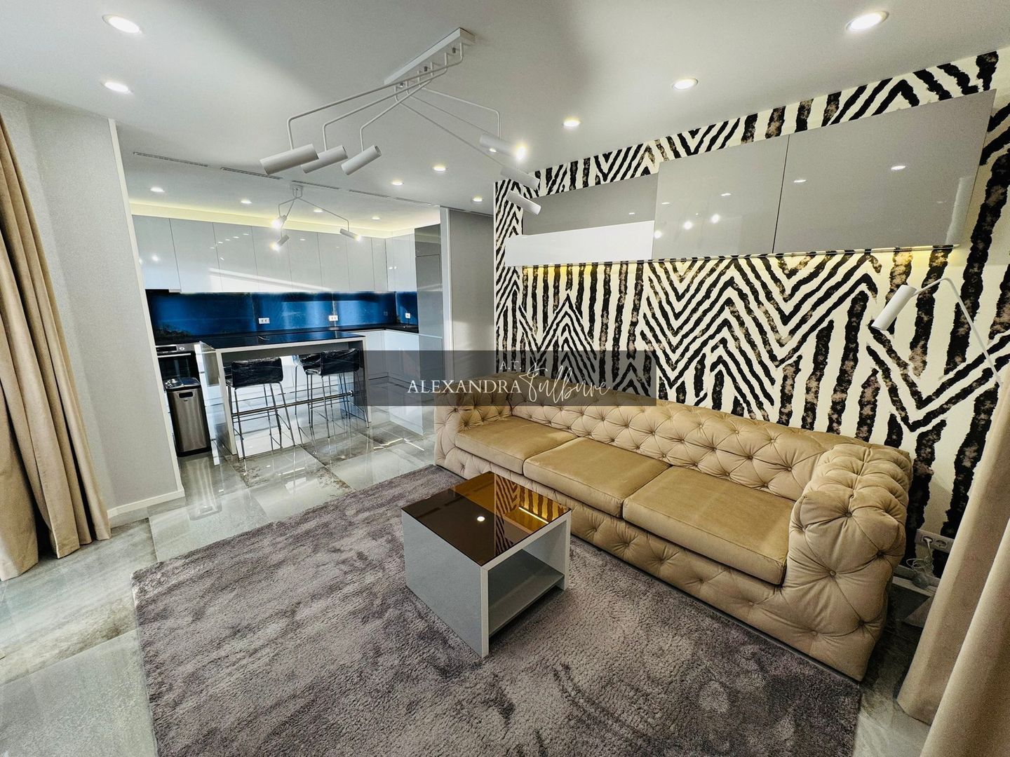 Apartament superfinisat | 2 camere  | 2 parcări | M. Romanul - Poză 2