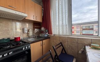 Apartament cu 2 camere decomandate, Cetate - Poză 3