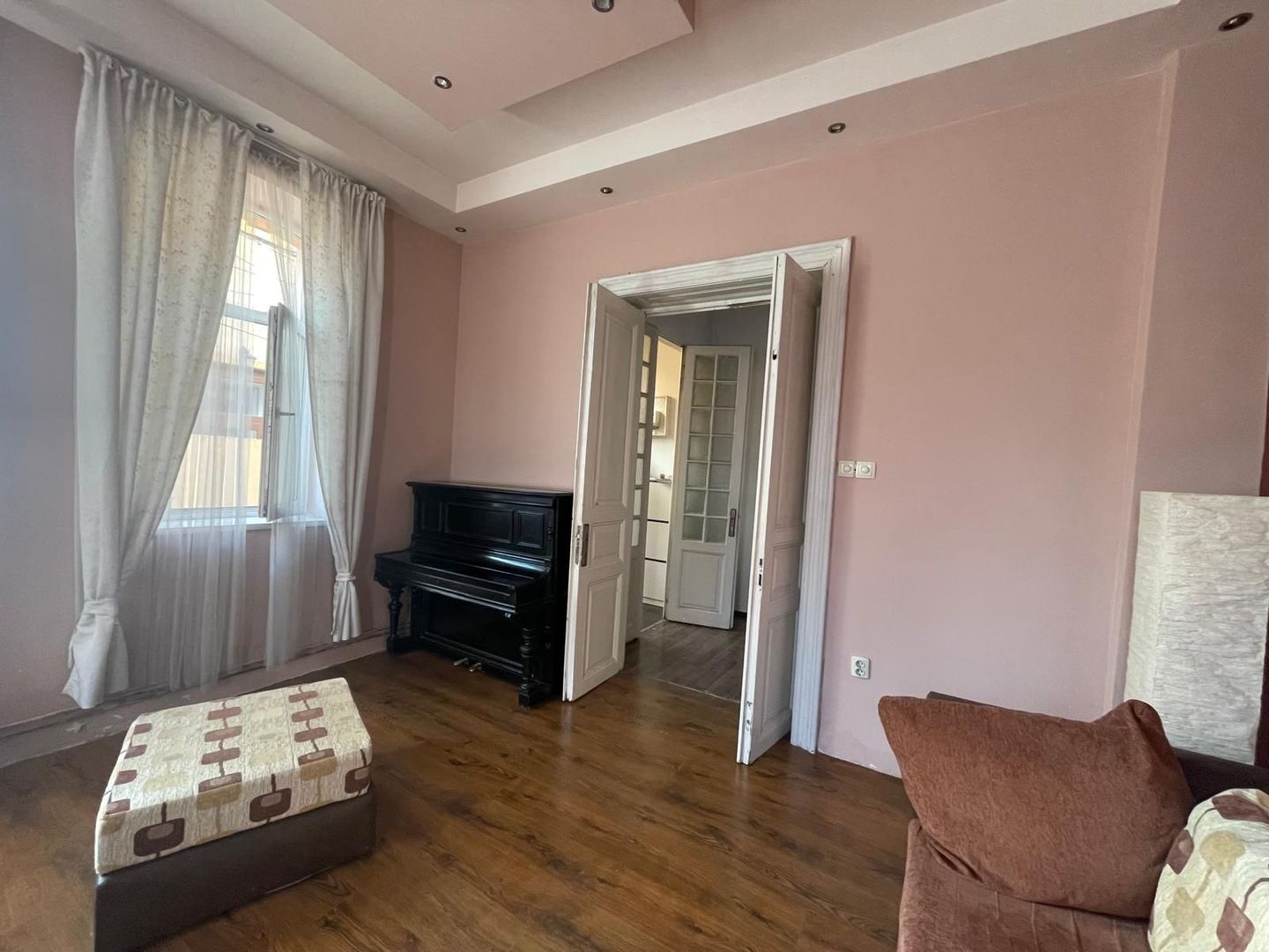 Apratament in vilă interbelică Unirii / Piața Regina Maria - Poză 2