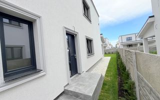 Bucovăț-Duplex 4 Camere-La Cheie - Poză 2