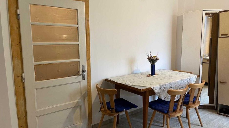 Vând apartament 2 camere, renovat - Cartierul Funcționarilor - Poză 6