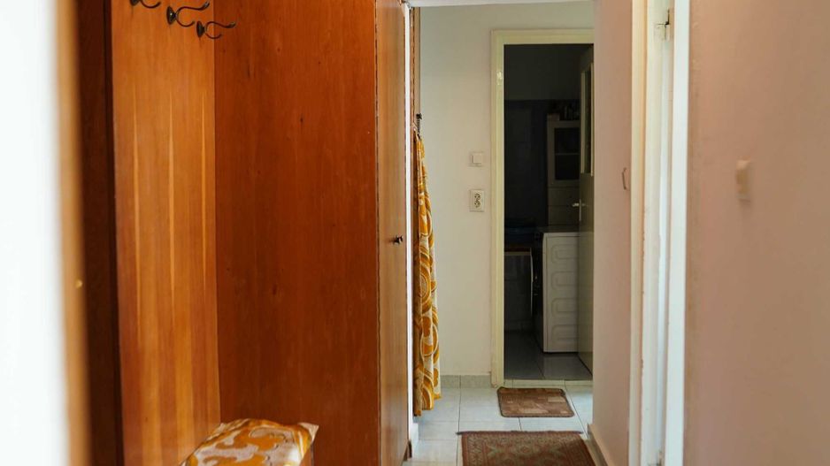 Apartament 2 camere si dependinte 80MP, decomandat, aproape de centru - Poză 4