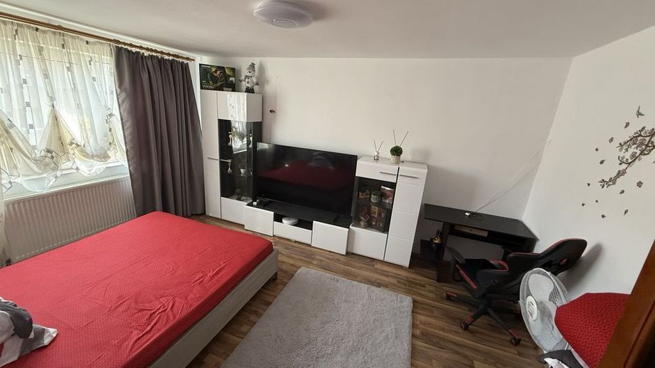 Calea Buziasului | 1 Camera-37 Mp | Decomandat | Renovat | Mobilat si Utilat - Poză 2