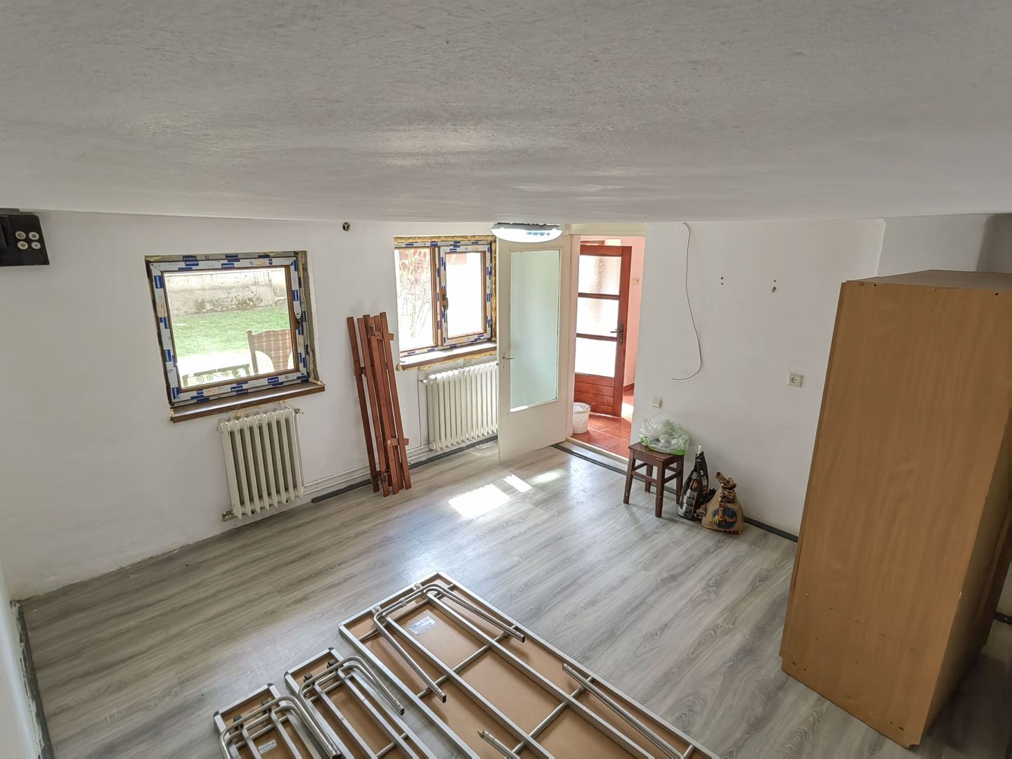 Casă cu 4 camere si teren zona Ciucului 120 m² - Poză 7