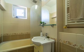 Apartament 5 camere Vlaicu – Renovat, 2 băi, centrală proprie - Poză 5