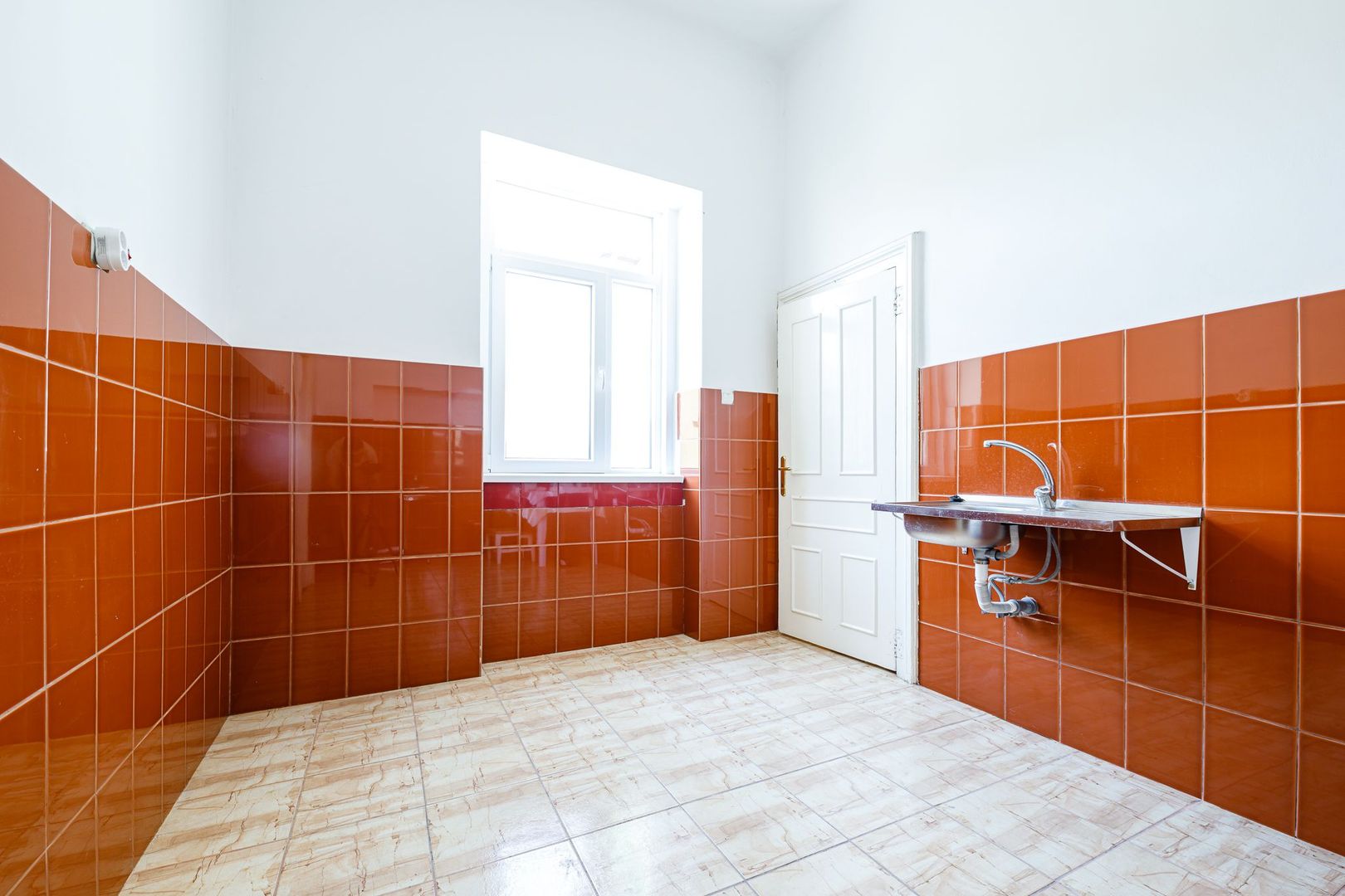 INCHIRIAT - Spatiu birou cu terasa proprie | P-ta Maria | Curte & Depozitare - Poză 7