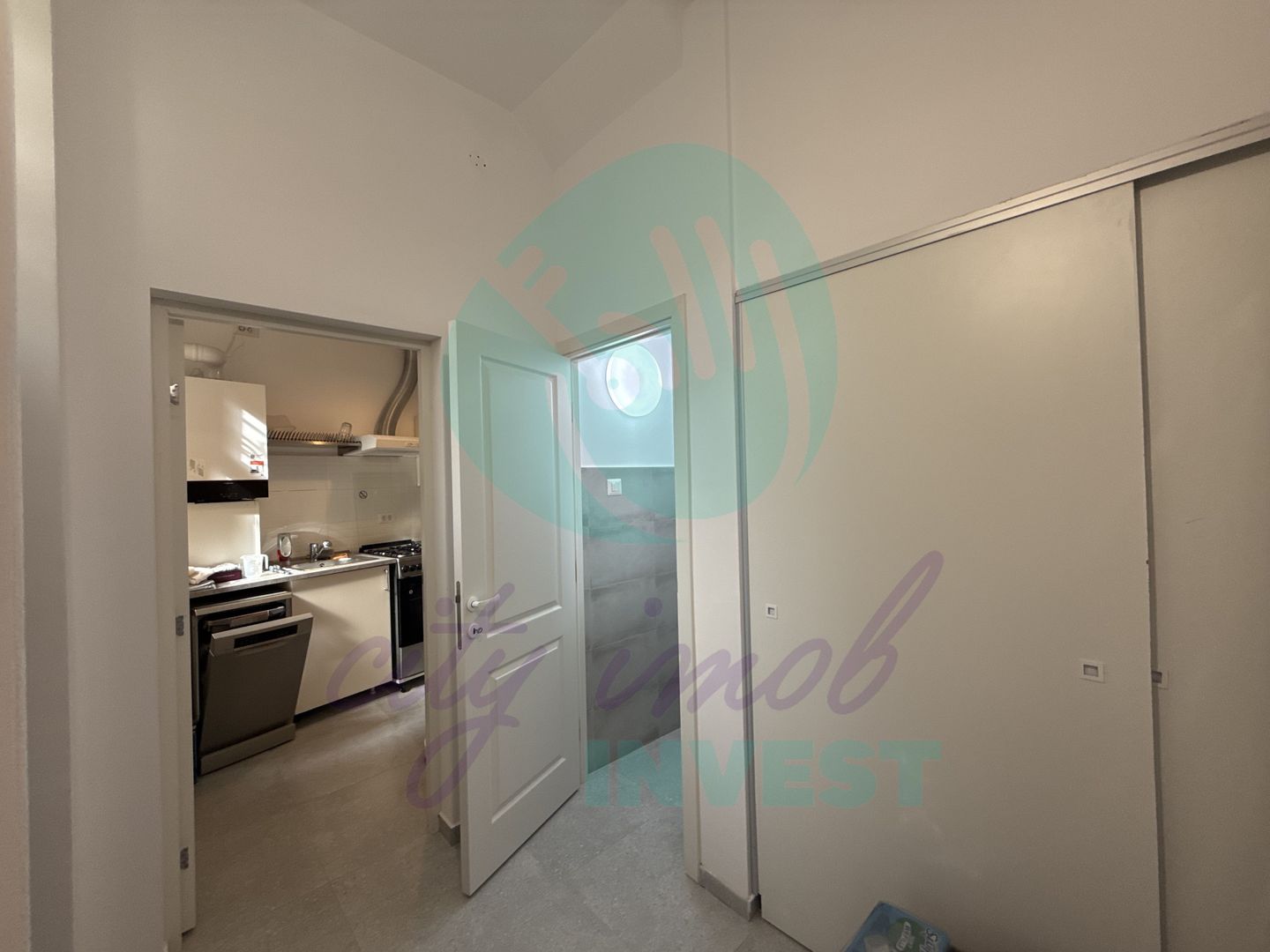Apartament cochet vila edificata in perioada interbelica - Poză 12