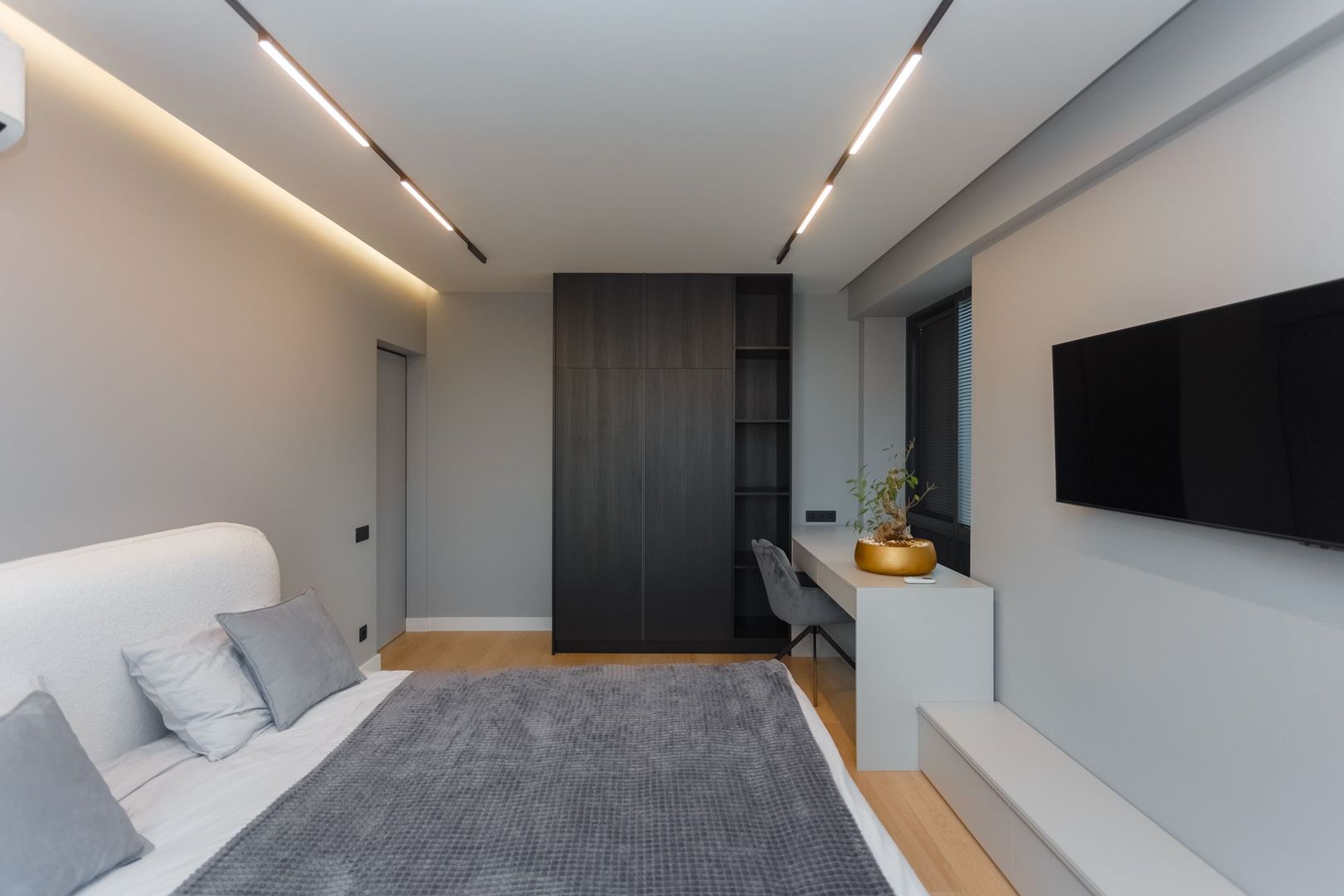 De vânzare apartament, 2 dormitoare, str. Teatrală 3, Centru. - Poză 7
